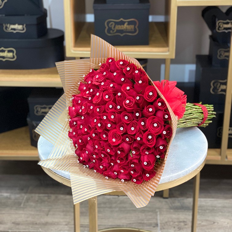 Maxi ramo de 100 rosas amor elegant | Yaakun Flores